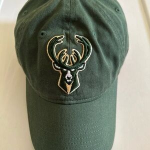 NBA Milwaukee Bucks New Era 9Twenty Adjustable Back Hat Cap Green Adult Size